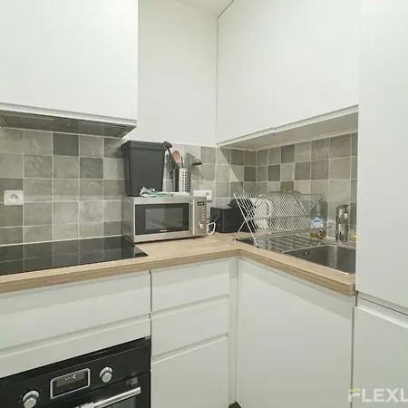 Flexliving - Whole - Caulaincourt Paryż